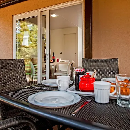 Vakantiepark Eurocamp Mobile Homes At Porton Biondi