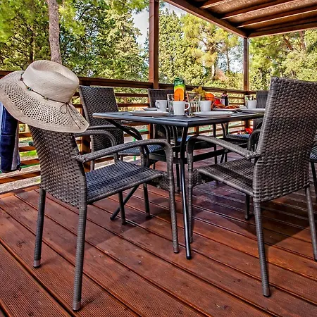 Eurocamp Mobile Homes At Porton Nature Hideouts * Rovinj
