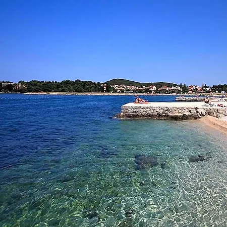 Eurocamp Mobile Homes At Porton Nature Hideouts Üdülőpark Rovinj