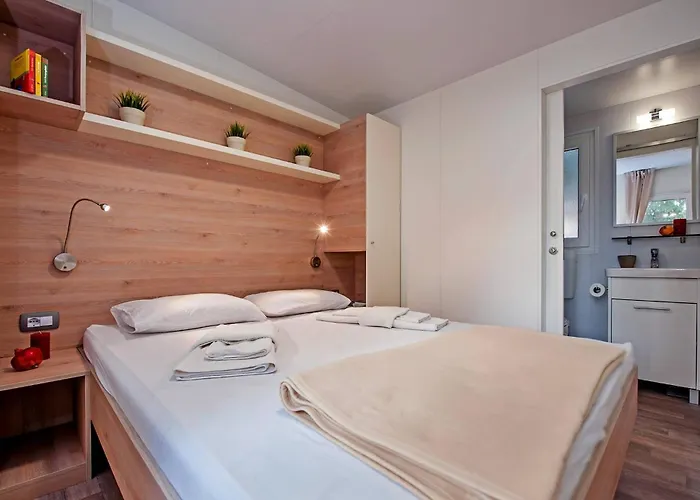 Eurocamp Mobile Homes At Porton Nature Hideouts Rovinj